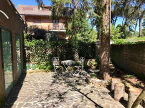 Loft con giardino in zona Appia Antica